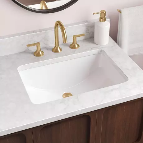 Porcelain: The Classic Choice for Bathroom Sinks